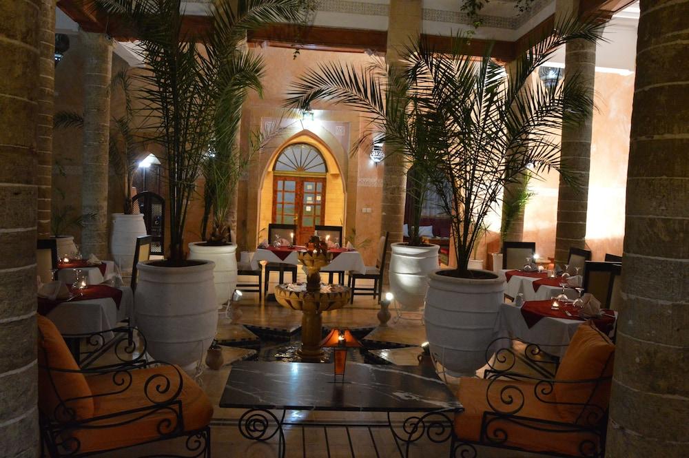 Riad Palais Des Remparts 3*